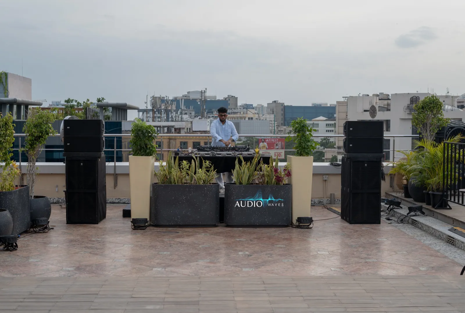Afro House rooftop at Taj Club House, Chennai, photo 4 of 8