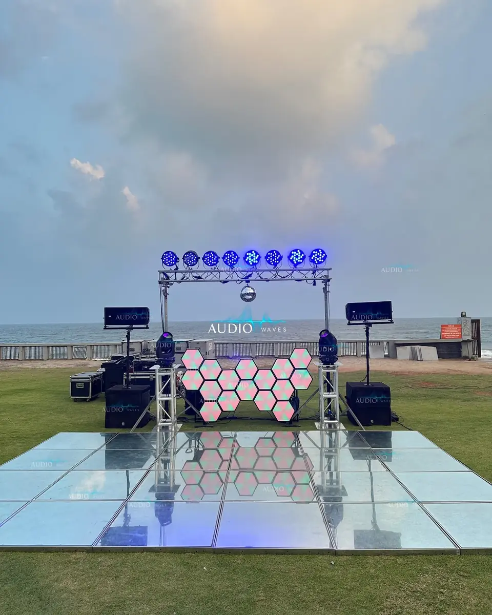 Beachside Honeycomb Setup, Chennai, photo 2 of 6