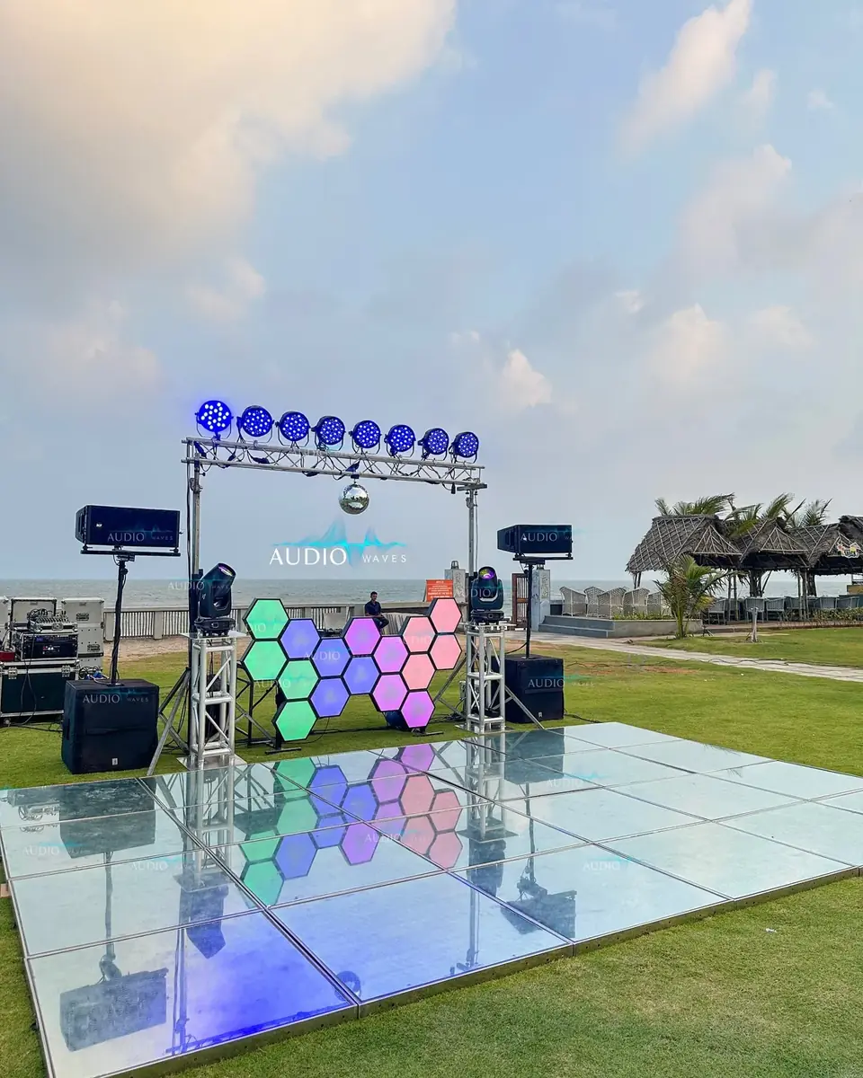 Beachside Honeycomb Setup, Chennai, photo 3 of 6