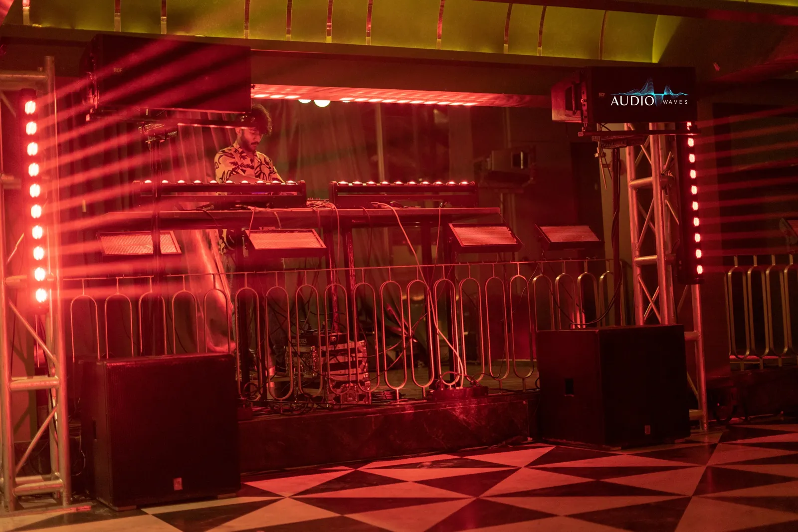 Red Room, Volume 2.0, Chennai, photo 3 of 7